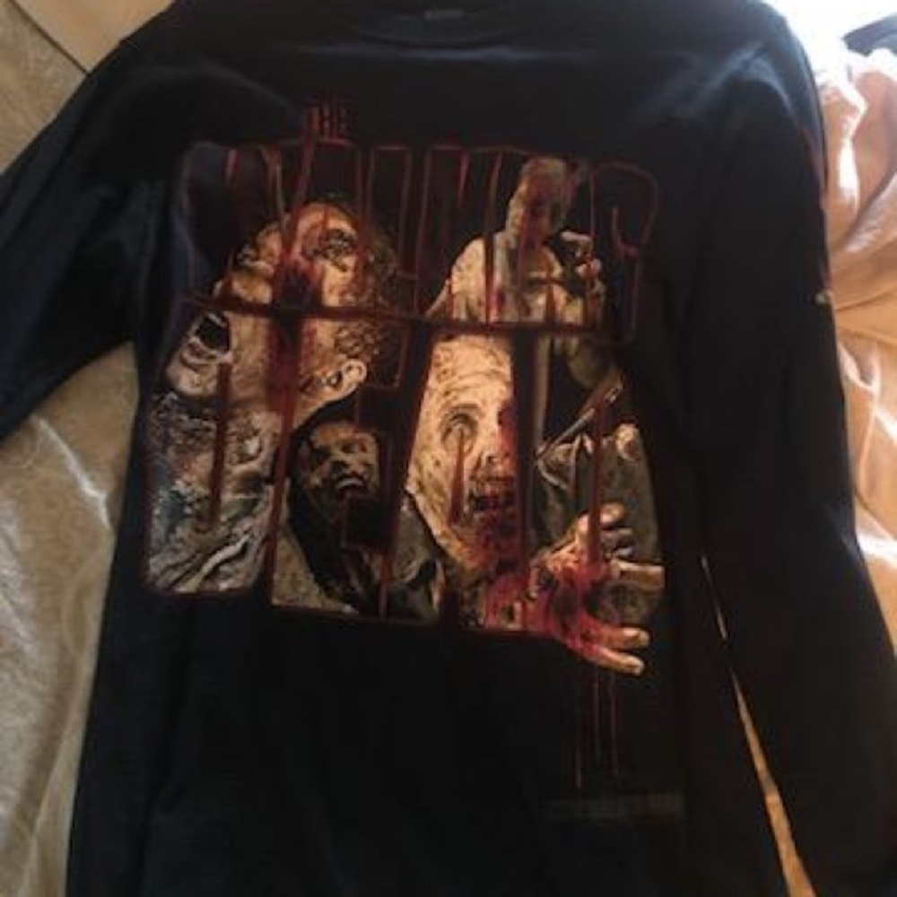 walking dead long sleeve 🧟‍♀️
